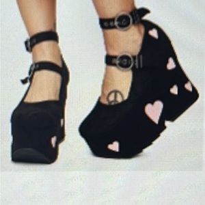 Lamoda Melt my Heart Chunky Platform Heels
